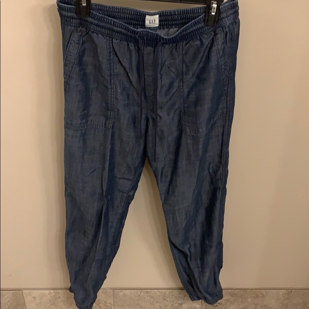Gap jean joggers
